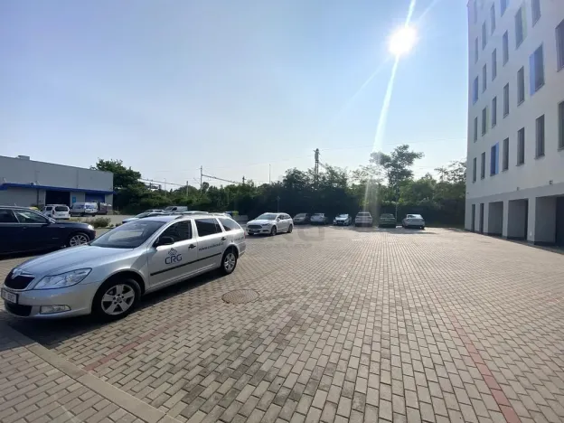 Pronájem kanceláře, Brno - Štýřice, Pražákova, 21 m2