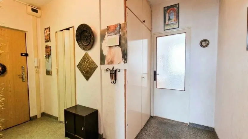 Prodej bytu 2+1, Ústí nad Labem - Severní Terasa, Větrná, 61 m2