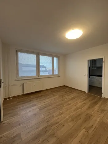 Pronájem bytu 2+1, Olomouc - Nové Sady, Českobratrská, 43 m2