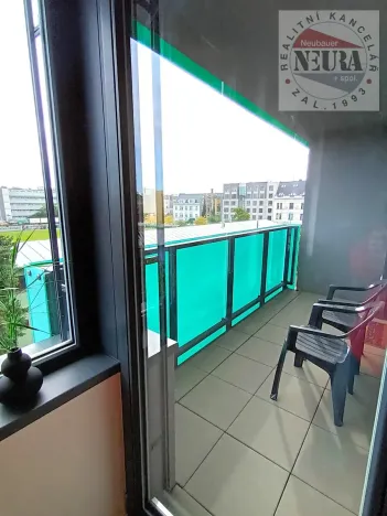 Pronájem bytu 2+kk, Praha - Holešovice, U průhonu, 47 m2