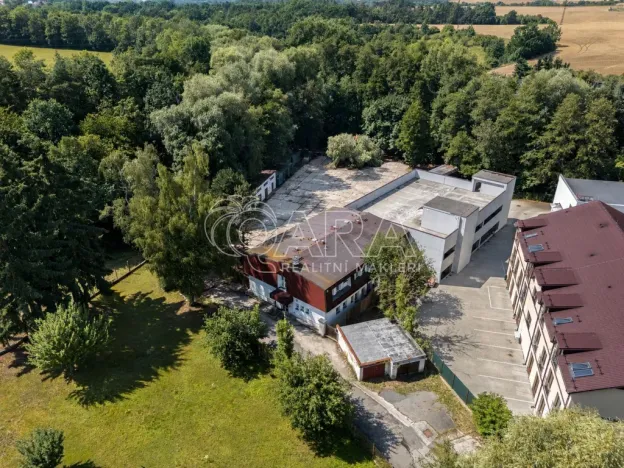 Prodej výrobních prostor, Praha - Pitkovice, V Pitkovičkách, 2971 m2