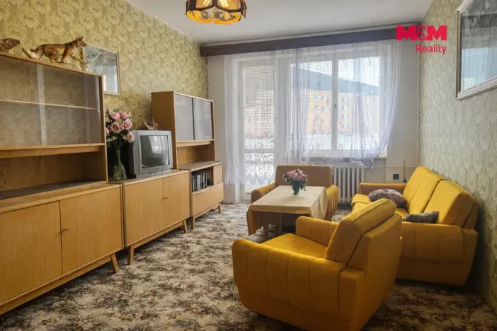 Prodej bytu 4+1, Krnov - Pod Cvilínem, SPC H, 70 m2