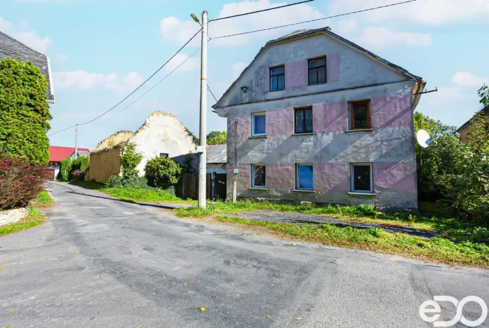 Prodej vícegeneračního domu, Strakov, 374 m2