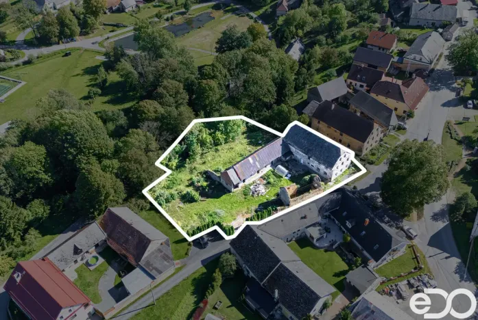 Prodej vícegeneračního domu, Strakov, 374 m2