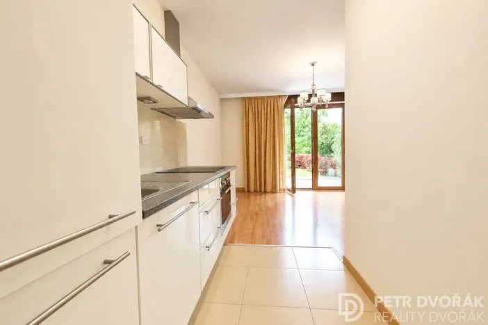 Prodej bytu 1+kk, Praha - Košíře, Plzeňská, 36 m2