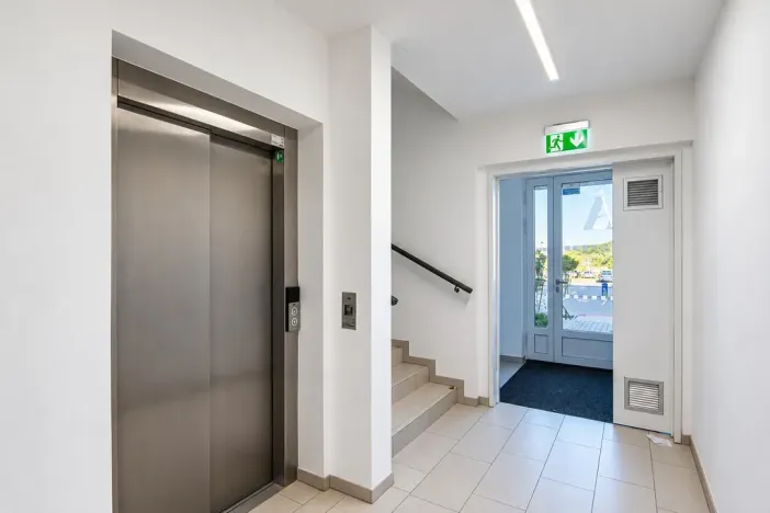 Pronájem bytu 2+kk, Praha - Lipence, Oddechová, 61 m2