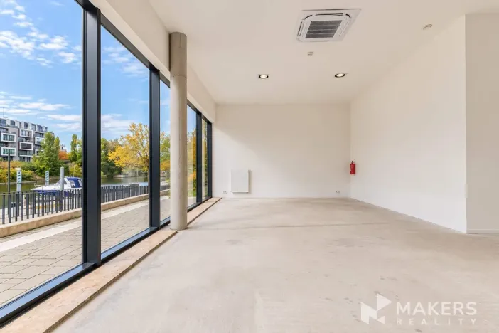 Pronájem obchodního prostoru, Praha - Libeň, Smrčkova, 101 m2