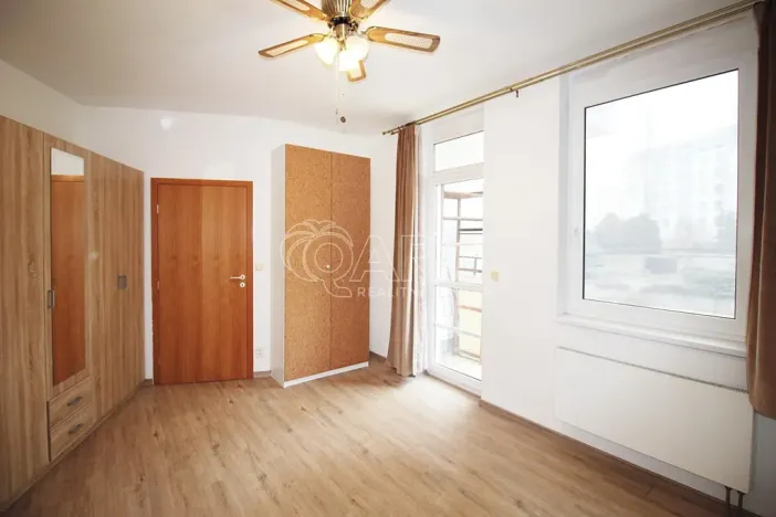 Pronájem bytu 2+kk, Praha - Hlubočepy, Högerova, 43 m2