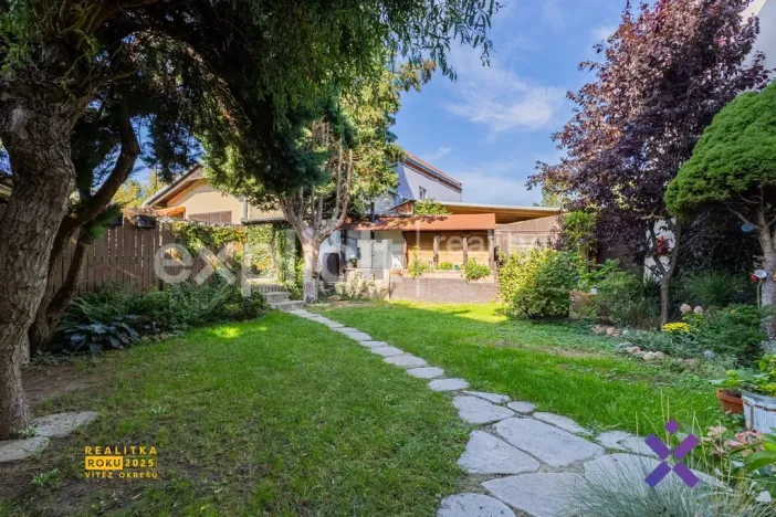 Prodej bytu 4+kk, Napajedla, Na Kapli, 160 m2