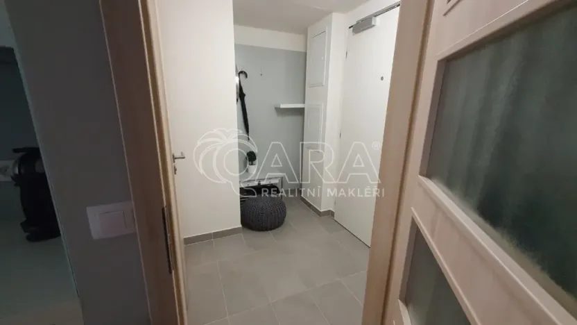 Pronájem bytu 1+kk, Praha - Stodůlky, Petržílkova, 42 m2