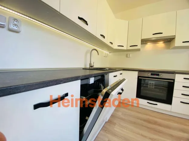 Pronájem bytu 3+1, Orlová - Lutyně, Školní, 61 m2
