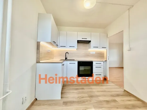 Pronájem bytu 2+1, Havířov - Město, Dlouhá třída, 53 m2