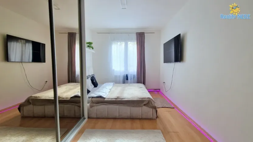 Prodej bytu 2+1, Praha - Strašnice, Krupská, 46 m2