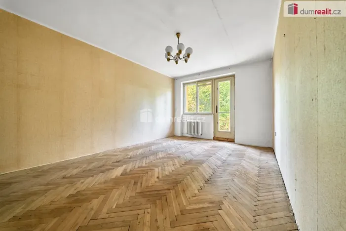 Prodej bytu 2+1, Ostrov, Palackého, 74 m2