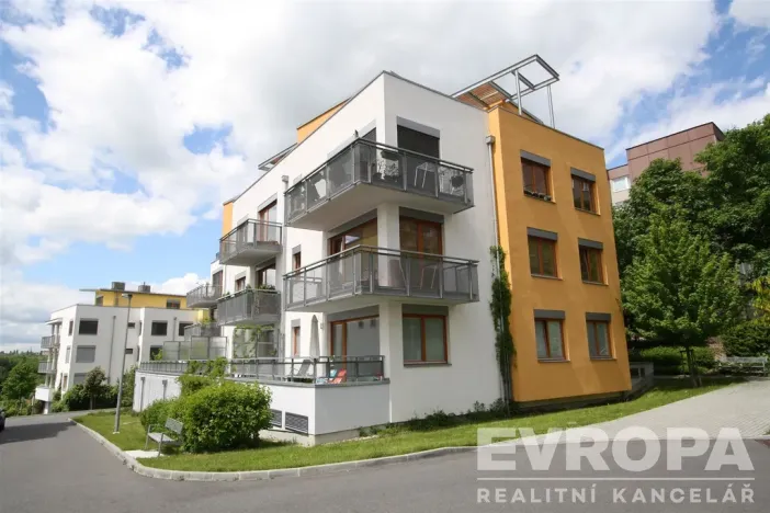 Pronájem bytu 2+kk, Praha - Hlubočepy, Do Klukovic, 64 m2