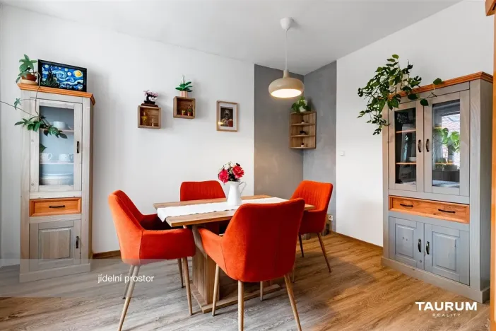 Prodej bytu 2+1, Plzeň - Jižní Předměstí, Lukavická, 117 m2