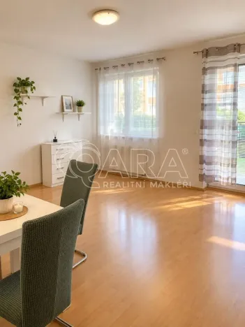 Prodej bytu 1+kk, Praha - Kyje, Sicherova, 30 m2