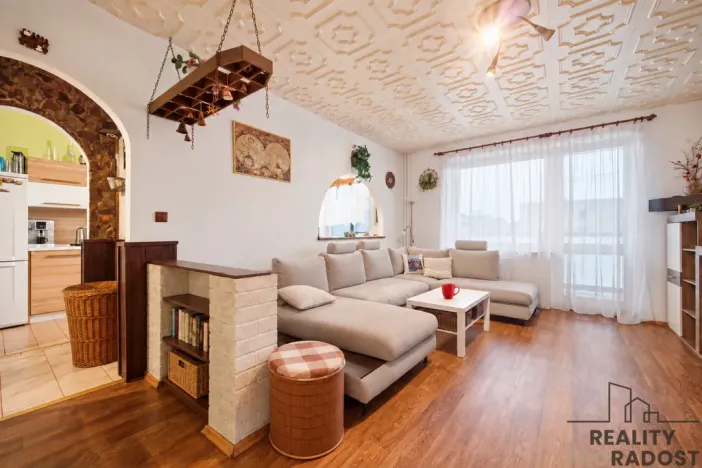 Prodej bytu 3+1, Lázně Bohdaneč, Za Sokolovnou, 80 m2