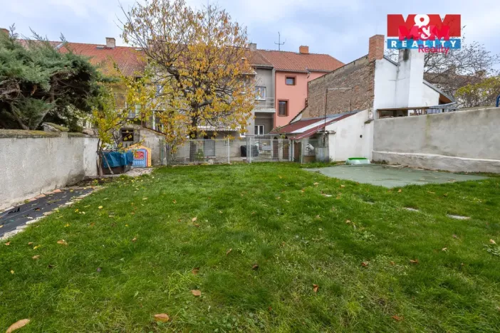 Prodej činžovního domu, Louny, Karlova, 193 m2