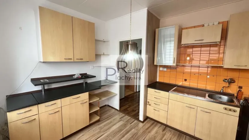 Pronájem bytu 1+1, Znojmo, Kuchařovická, 33 m2