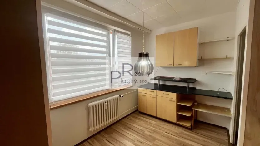 Pronájem bytu 1+1, Znojmo, Kuchařovická, 33 m2