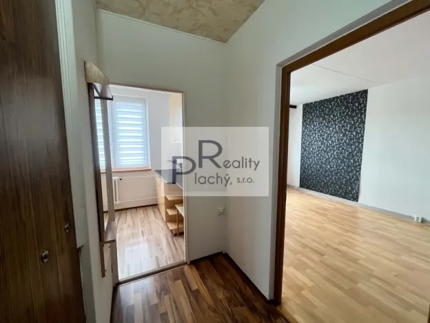 Pronájem bytu 1+1, Znojmo, Kuchařovická, 33 m2