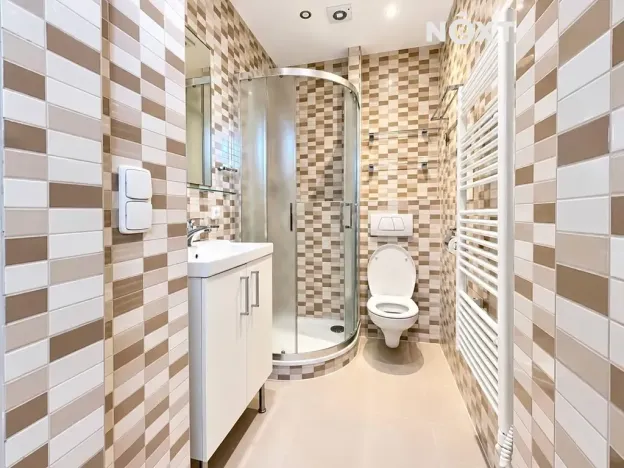 Pronájem atypického bytu, Český Krumlov, Rožmberská, 150 m2