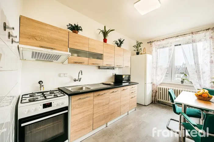 Prodej bytu 2+1, Brno, Uprkova, 62 m2