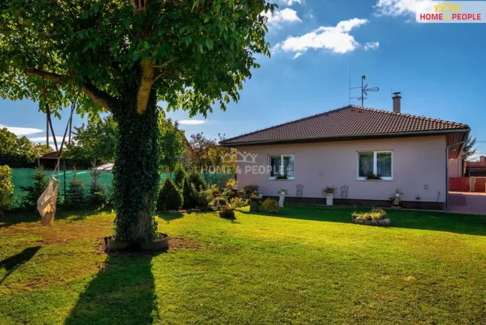Prodej rodinného domu, Břežany II, 172 m2