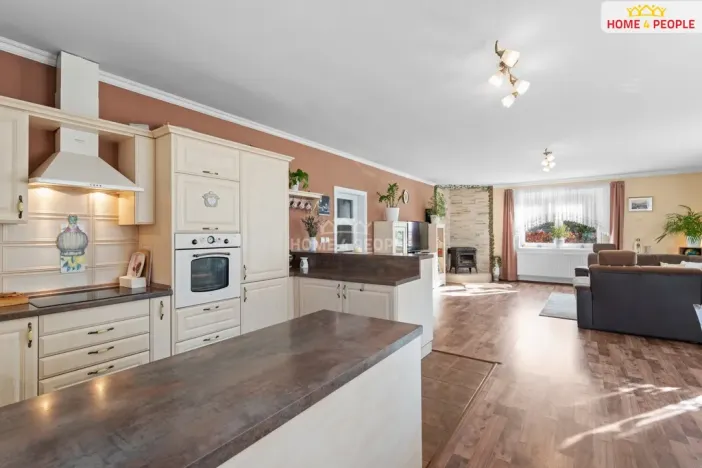 Prodej rodinného domu, Břežany II, 172 m2