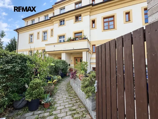 Pronájem bytu 2+kk, Praha - Vinohrady, Hradešínská, 65 m2