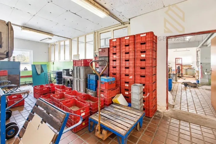 Prodej výrobních prostor, Tisá, 4560 m2