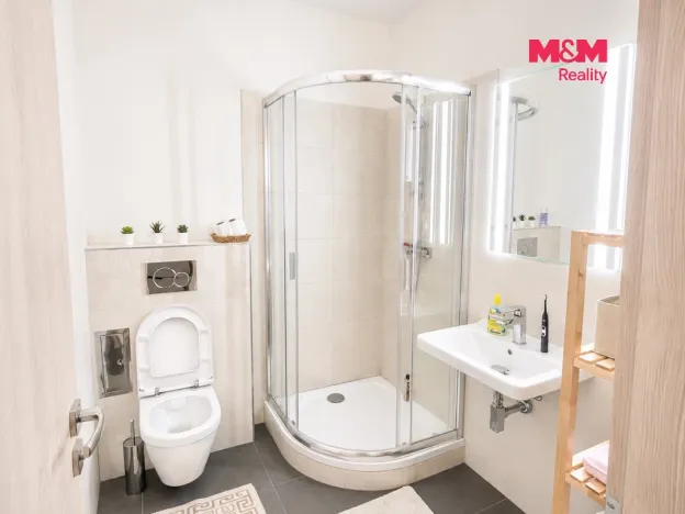 Prodej bytu 2+kk, Chýnice, Karlštejnská, 42 m2