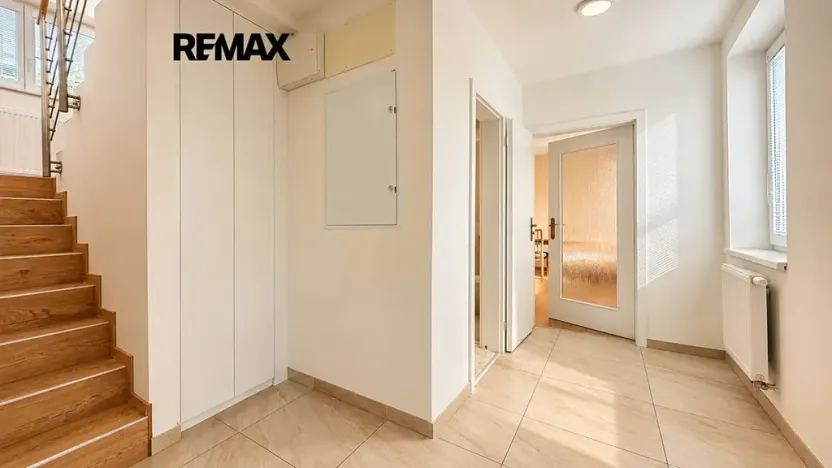 Pronájem rodinného domu, Černolice, K rybníku, 130 m2