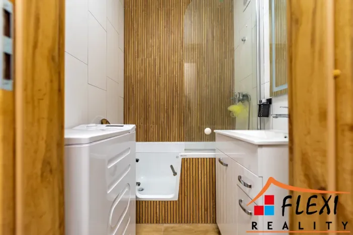Prodej bytu 3+1, Ostrava, Mjr. Nováka, 74 m2