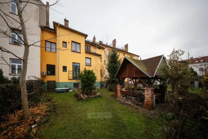 Prodej činžovního domu, České Budějovice - České Budějovice 3, J. Š. Baara, 182 m2