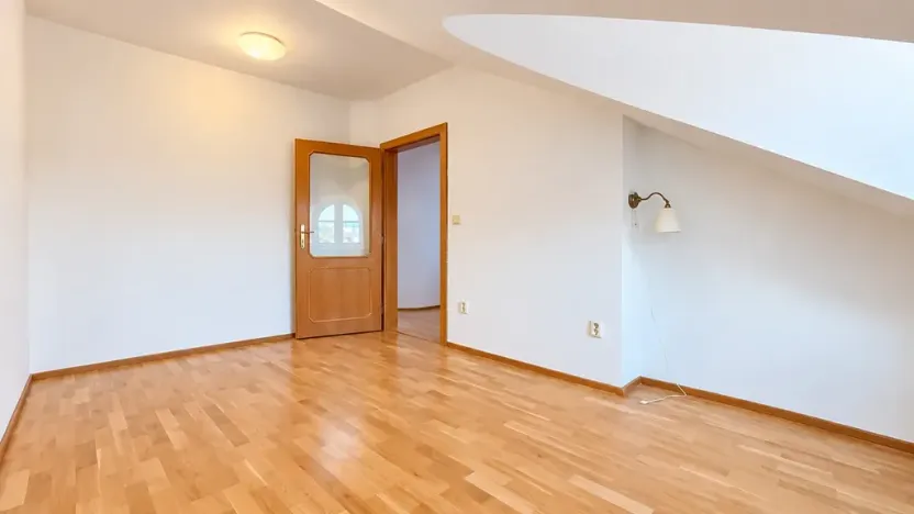 Prodej bytu 4+1, Praha - Vinohrady, Francouzská, 140 m2