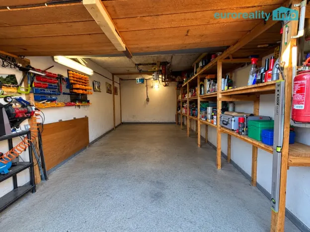 Prodej bytu 3+1, Dešenice, 80 m2