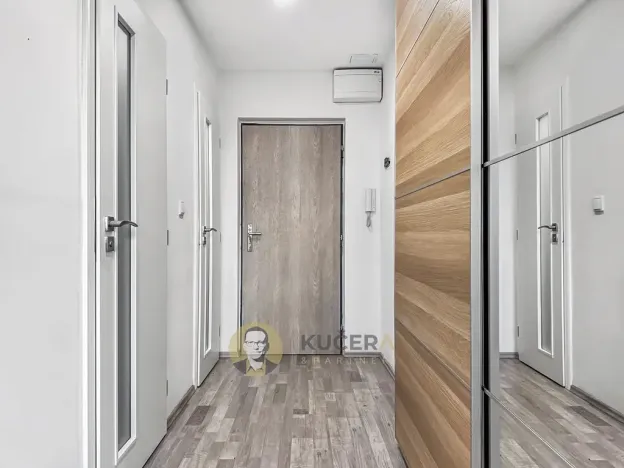 Pronájem bytu 2+kk, Neratovice, 28. října, 47 m2