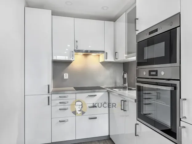 Pronájem bytu 2+kk, Neratovice, 28. října, 47 m2