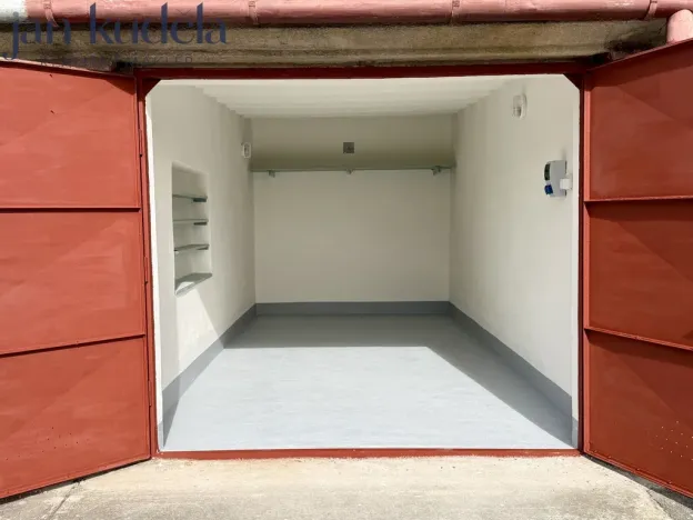 Prodej garáže, Brno, Třískalova, 15 m2