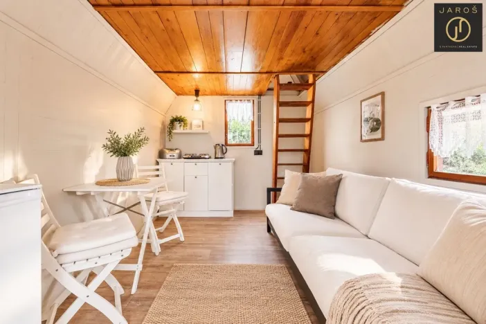 Prodej chaty, Roztoky, 25 m2