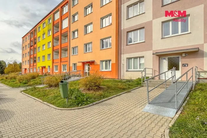 Prodej bytu 2+1, Habartov, Karla Čapka, 56 m2