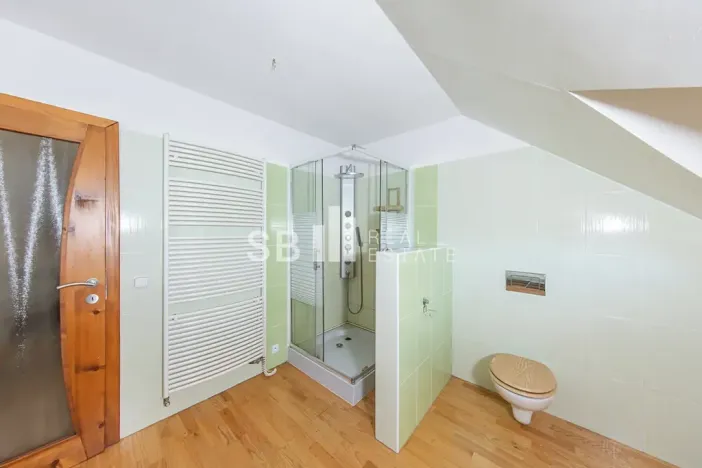 Prodej rodinného domu, Borová, 230 m2