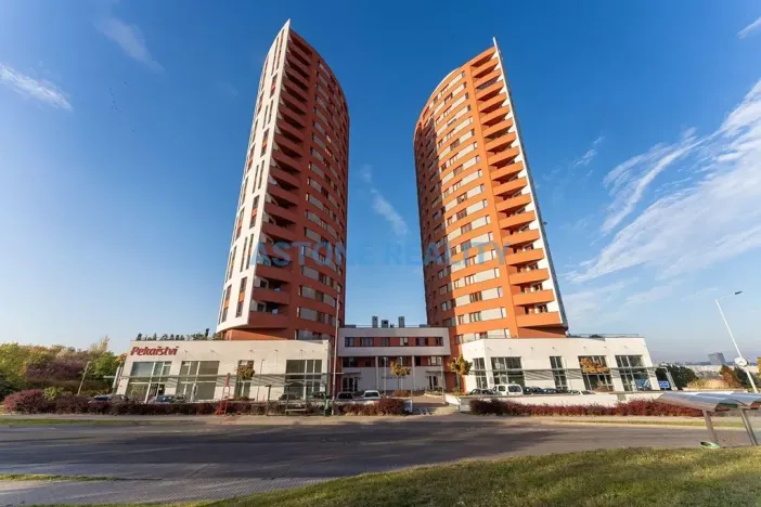 Prodej bytu 3+kk, Praha - Stodůlky, Tlumačovská, 93 m2