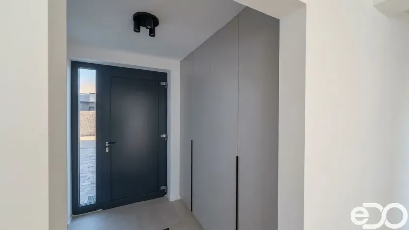 Pronájem bytu 4+kk, Jizerní Vtelno, 98 m2