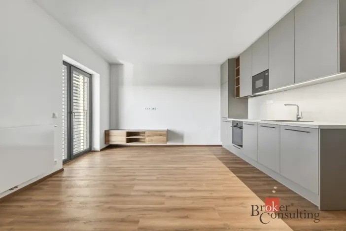 Pronájem bytu 1+kk, Hradec Králové - Nový Hradec Králové, 32 m2