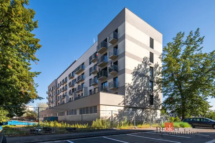 Pronájem bytu 1+kk, Hradec Králové - Nový Hradec Králové, 32 m2