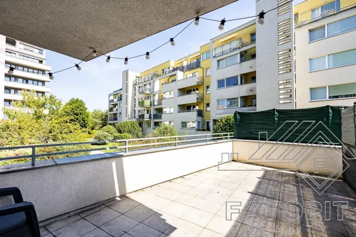 Pronájem bytu 2+kk, Praha - Letňany, Chlebovická, 57 m2