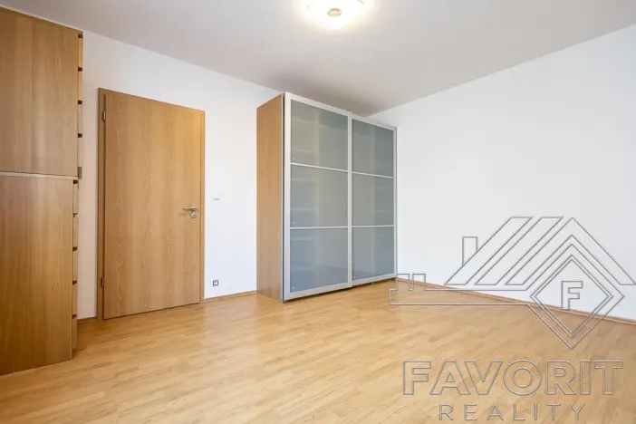 Pronájem bytu 2+kk, Praha - Letňany, Chlebovická, 57 m2
